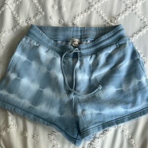 BILLABONG tie dye beach shorts